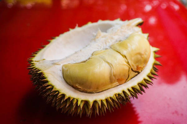 榴莲可以做什么美食(简单易做的三种榴莲美食做法)-红茶小知识